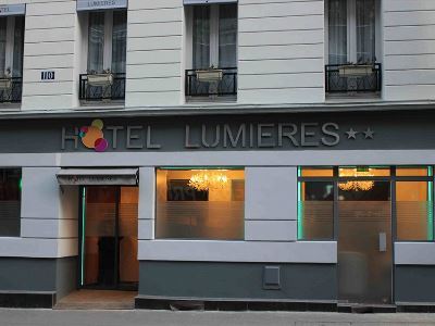 Hotel Lumières Montmartre 3*